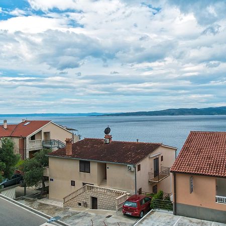 Apartments And Rooms By The Sea Brela, Makarska - 2752 Екстериор снимка