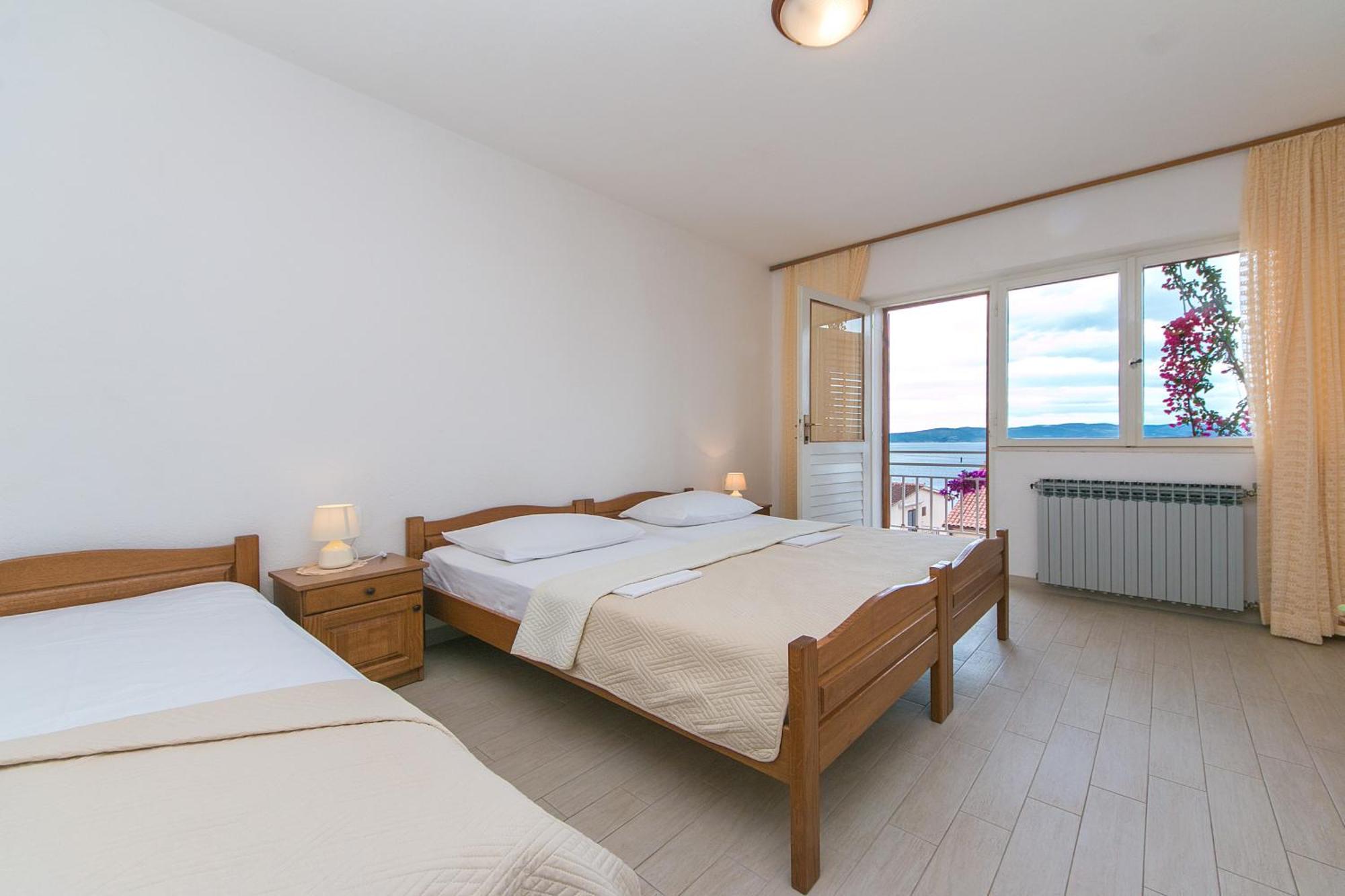 Apartments And Rooms By The Sea Brela, Makarska - 2752 Екстериор снимка